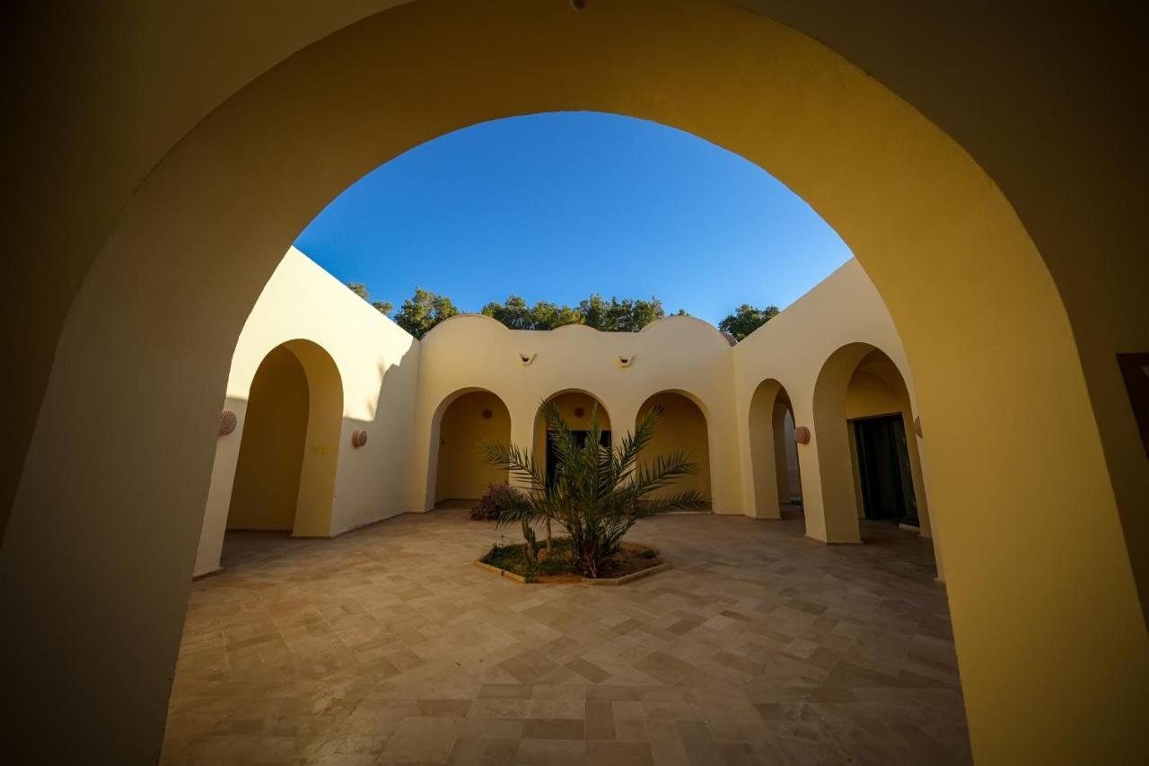 Hotel Pansy Qasr Ghilan Dış mekan fotoğraf