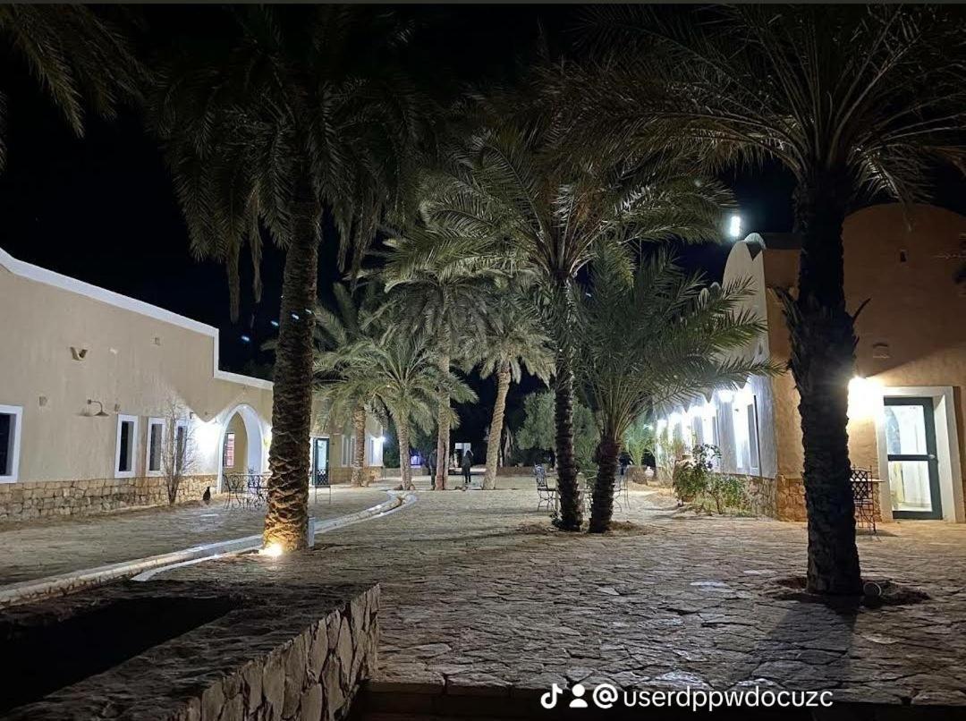 Hotel Pansy Qasr Ghilan Dış mekan fotoğraf